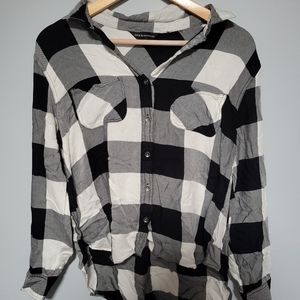 Black and White Flannel | Women's L